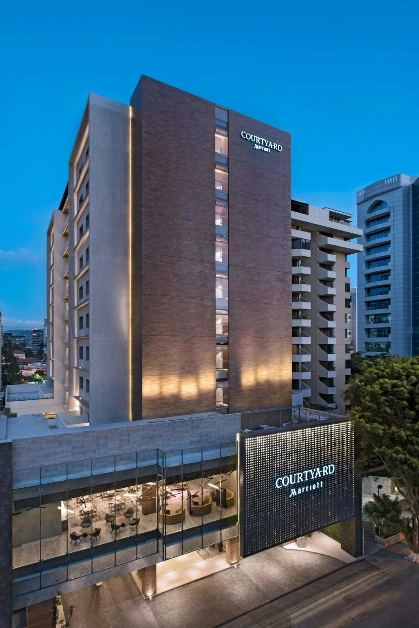 Courtyard By Marriott Guatemala-Stad Buitenkant foto