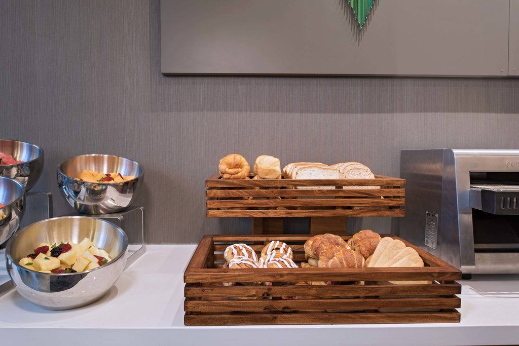 Courtyard By Marriott Guatemala-Stad Buitenkant foto